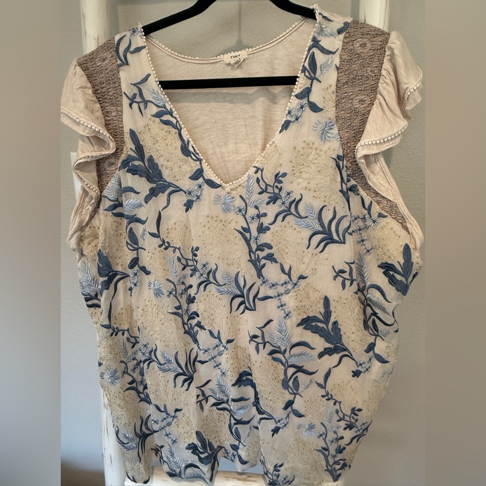 Like new Anthropologie top
